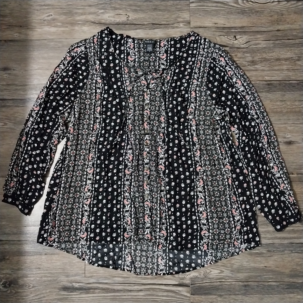 Torrid Boho Floral Lightweight Button Front Long Sleeve Black Top Shirt Women 2